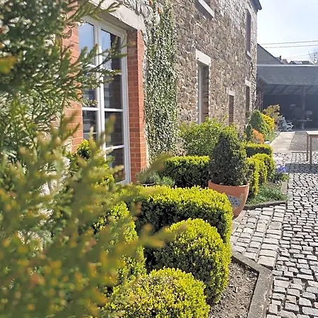 לינה וארוחת בוקר La Majolique 3*